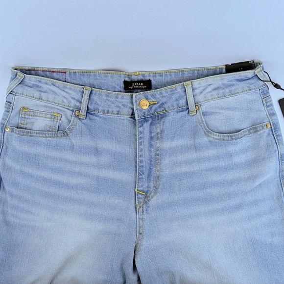True Religion Sarah High Rise Straight Leg Jean Light Endless Blue Wash 31 NWT - Picture 9 of 16